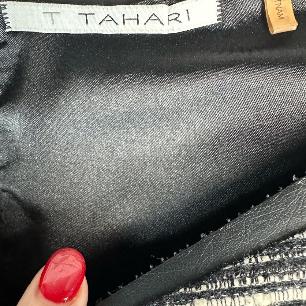T Tahari Black and Gray Long Sleeve Dress - Picture 6 of 10